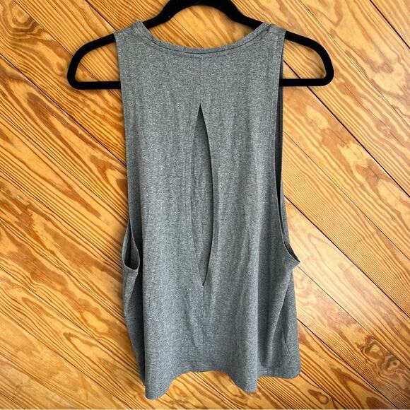 Carbon38 Muscle Tank Gray - Picture 2 of 4